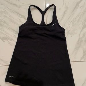 Nike women’s black tank top